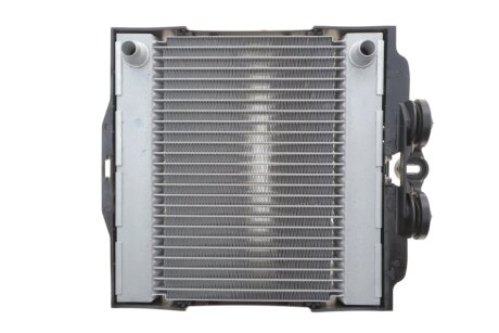 Радиатор интеркулера nrf 550288 на Бмв 5 серии