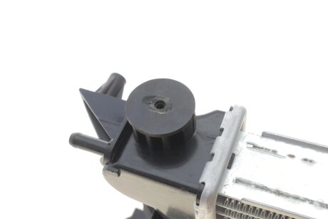 Радіатор інтеркулера nrf DSC560015