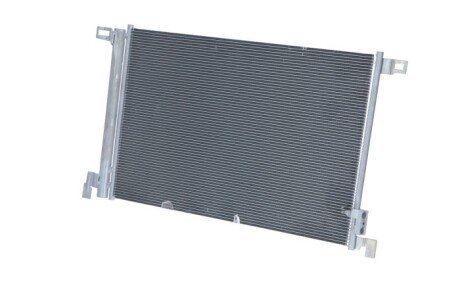 Радиатор кондиционера nrf 350359 на Мазда Бонго