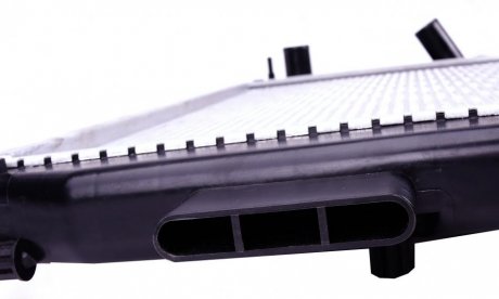 Радиатор охлаждения двигателя nrf 51564