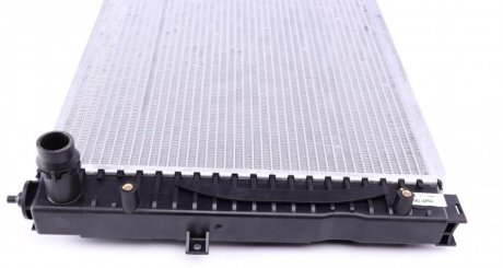 Радиатор охлаждения двигателя nrf 539504