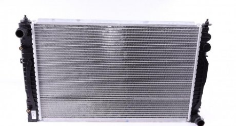 Радиатор охлаждения двигателя nrf 539504