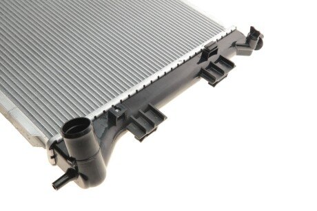 Радіатор охолодження двигуна nrf 50036