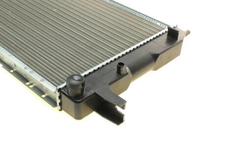 Радіатор охолодження двигуна nrf 50111