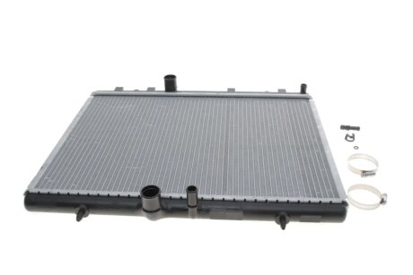 Радіатор охолодження двигуна nrf 50438 на Ситроен С5