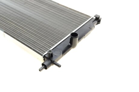 Радіатор охолодження двигуна nrf 504647