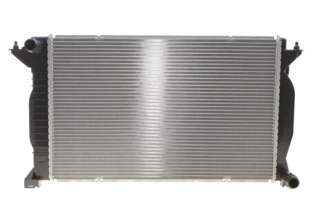 Радіатор охолодження двигуна nrf 50540 на Ауди А4 б6