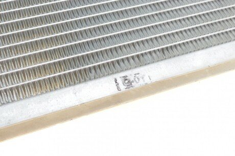 Радиатор охлаждения двигателя nrf 507594