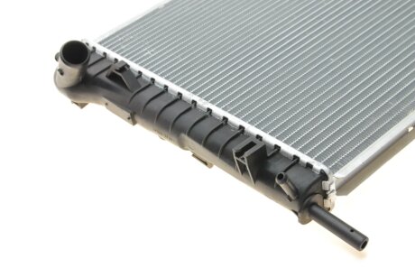 Радиатор охлаждения двигателя nrf 509641