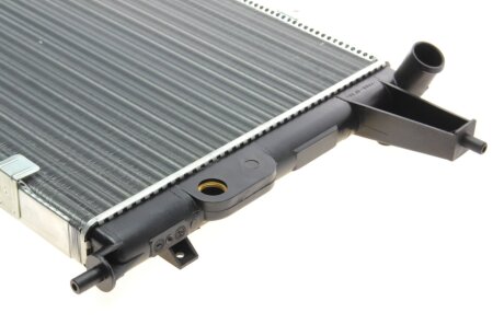 Радиатор охлаждения двигателя nrf 513508A