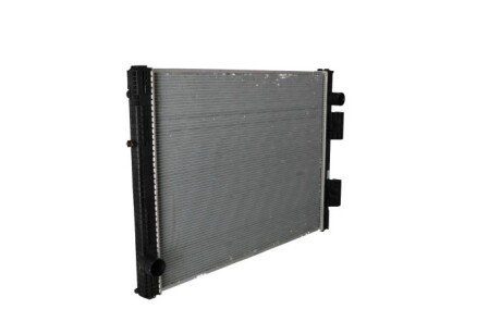 Радіатор охолодження двигуна nrf 519537