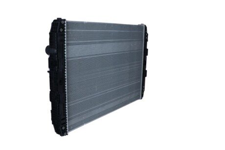 Радіатор охолодження двигуна nrf 519541