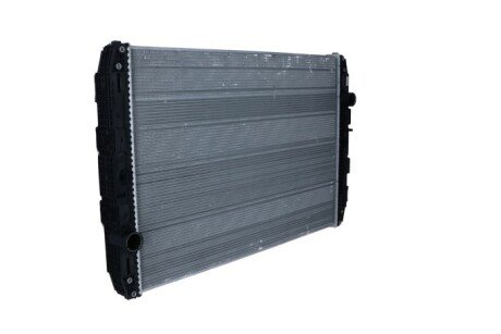 Радіатор охолодження двигуна nrf 519541