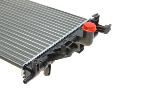 Радіатор охолодження двигуна nrf 519596