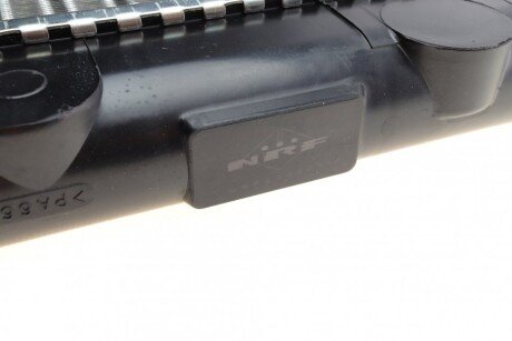 Радиатор охлаждения двигателя nrf 52035