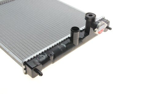 Радиатор охлаждения двигателя nrf 52060