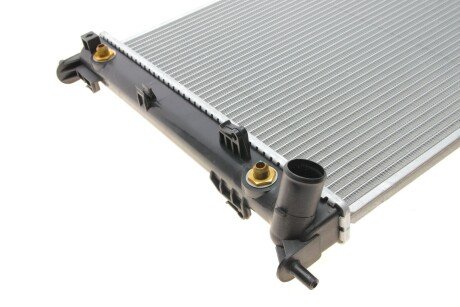 Радиатор охлаждения двигателя nrf 53058