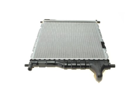 Радиатор охлаждения двигателя nrf 53068