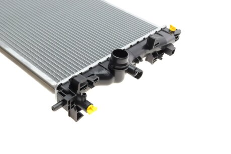 Радіатор охолодження двигуна nrf 53143