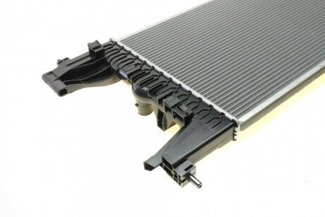 Радиатор охлаждения двигателя nrf 53148