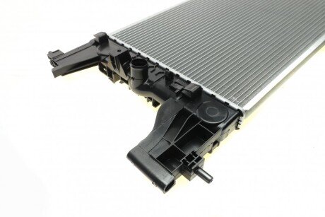 Радиатор охлаждения двигателя nrf 53148