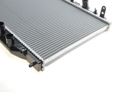 Радиатор охлаждения двигателя nrf 53186