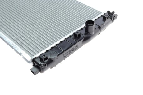 Радиатор охлаждения двигателя nrf 53263