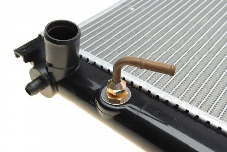 Радіатор охолодження двигуна nrf 53289