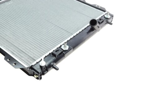 Радиатор охлаждения двигателя nrf 53337