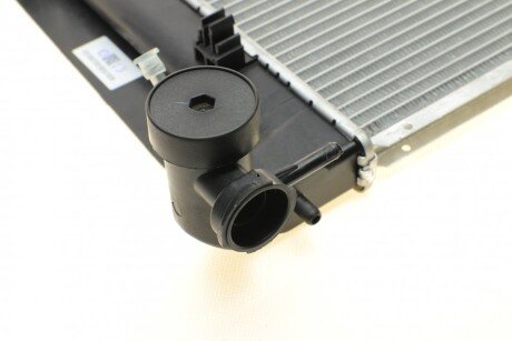 Радіатор охолодження двигуна nrf 53396