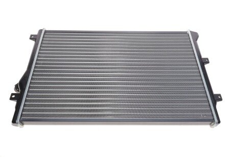 Радиатор охлаждения двигателя nrf 53425A