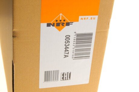 Радиатор охлаждения двигателя nrf 53447A