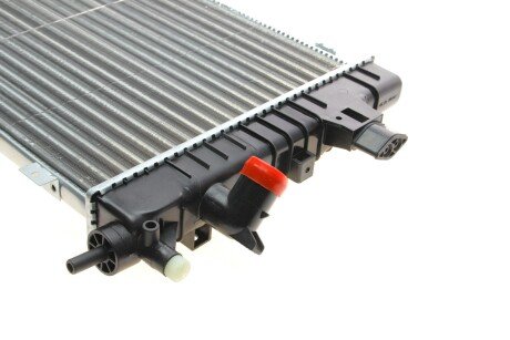 Радиатор охлаждения двигателя nrf 53447A