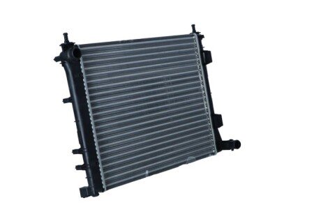 Радиатор охлаждения двигателя nrf 53527A