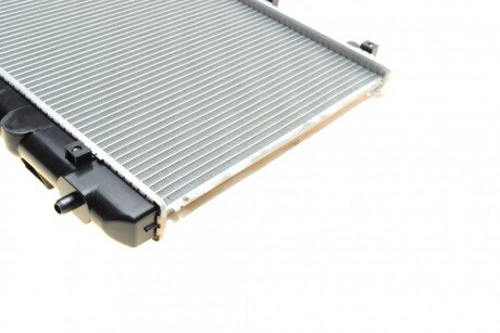 Радиатор охлаждения двигателя nrf 53581