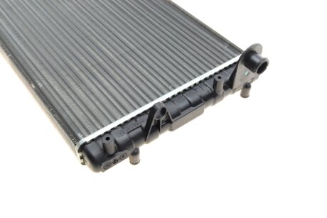 Радиатор охлаждения двигателя nrf 53602