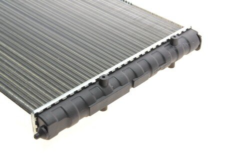 Радиатор охлаждения двигателя nrf 53632