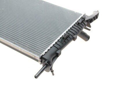 Радіатор охолодження двигуна nrf 53742