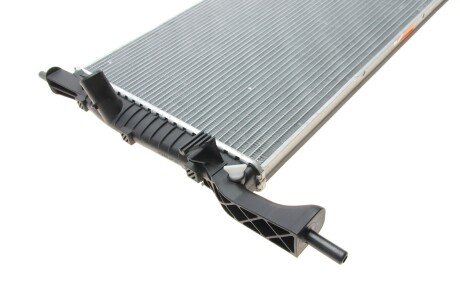 Радіатор охолодження двигуна nrf 53742