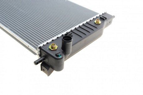 Радиатор охлаждения двигателя nrf 53748