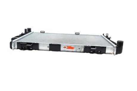 Радиатор охлаждения двигателя nrf 53784