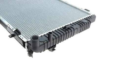 Радиатор охлаждения двигателя nrf 53784