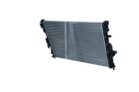 Радиатор охлаждения двигателя nrf 53811A
