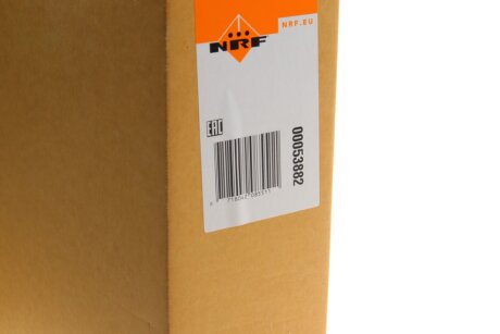 Радиатор охлаждения двигателя nrf 53882