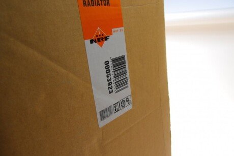 Радиатор охлаждения двигателя nrf 53923