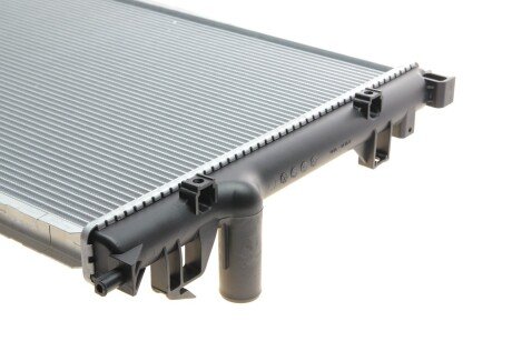 Радіатор охолодження двигуна nrf 53928