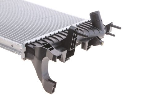 Радиатор охлаждения двигателя nrf 550004