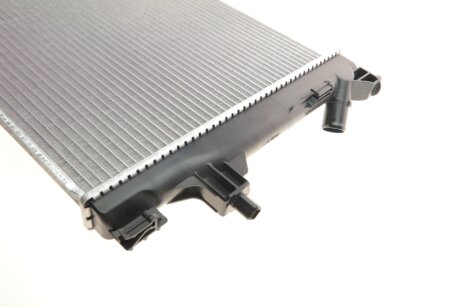 Радиатор охлаждения двигателя nrf 550035