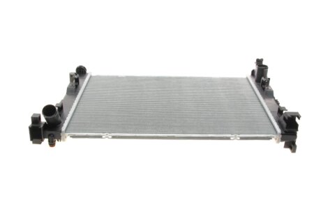 Радиатор охлаждения двигателя nrf 550038