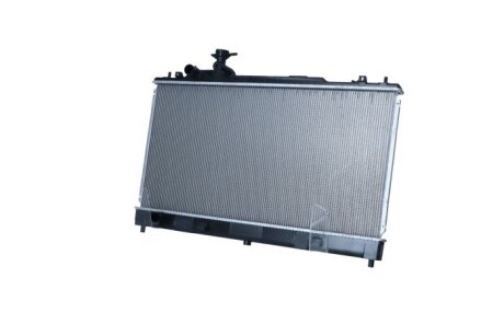 Радиатор охлаждения двигателя nrf 550106 на Мазда 6 gg